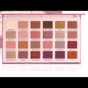 Crate “I Am a Woman” Eyeshadow Pallette